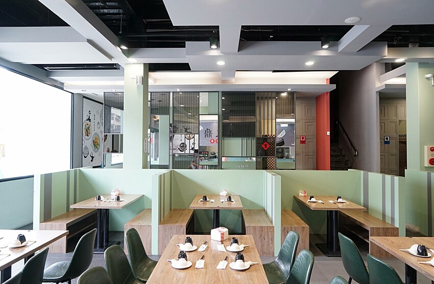 彰化員林驚見港點推車，超過百道美味小點熱炒，還有蒜香炸子雞、廣東炒麵、黃金流沙包，經典重現(寵物友善、附停車場) 