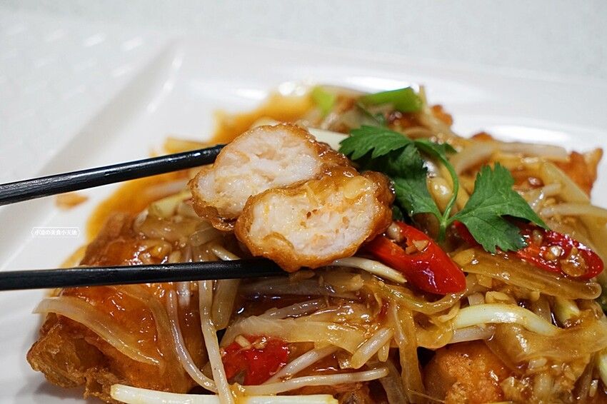 彰化員林驚見港點推車，超過百道美味小點熱炒，還有蒜香炸子雞、廣東炒麵、黃金流沙包，經典重現(寵物友善、附停車場) 