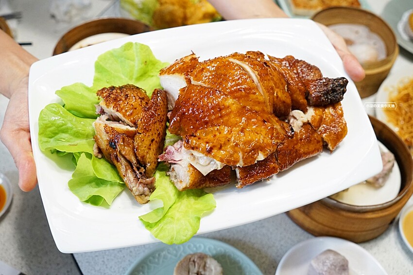 彰化員林驚見港點推車，超過百道美味小點熱炒，還有蒜香炸子雞、廣東炒麵、黃金流沙包，經典重現(寵物友善、附停車場) 