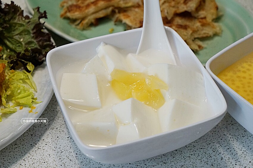 彰化員林驚見港點推車，超過百道美味小點熱炒，還有蒜香炸子雞、廣東炒麵、黃金流沙包，經典重現(寵物友善、附停車場) 