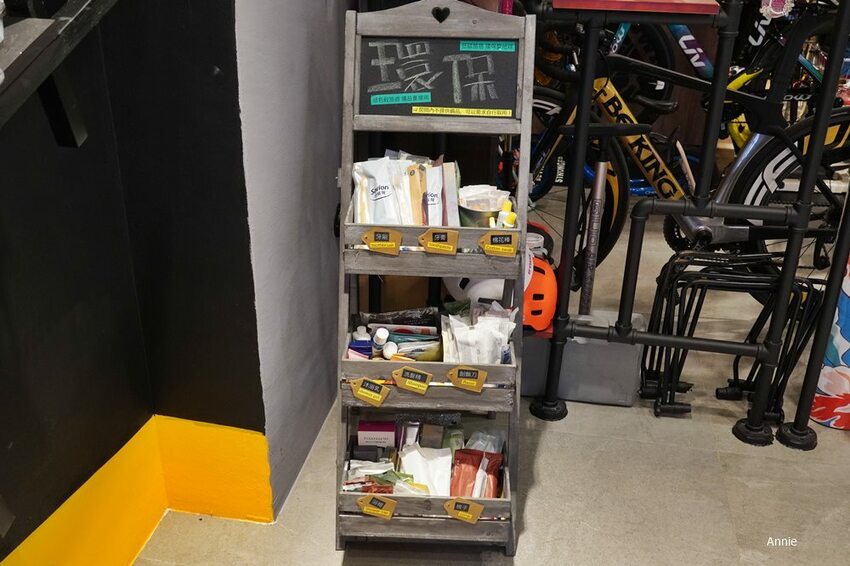 澎湖最美背包民宿 『玩聚 Biker背包民宿』單人入住、包棟皆適宜 客製化接機推薦遊程 - 安妮的天空