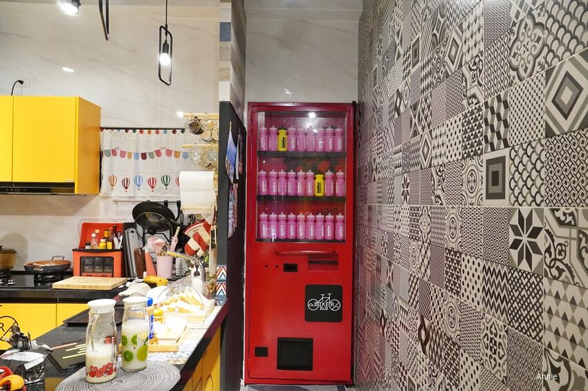 澎湖最美背包民宿 『玩聚 Biker背包民宿』單人入住、包棟皆適宜 客製化接機推薦遊程 - 安妮的天空