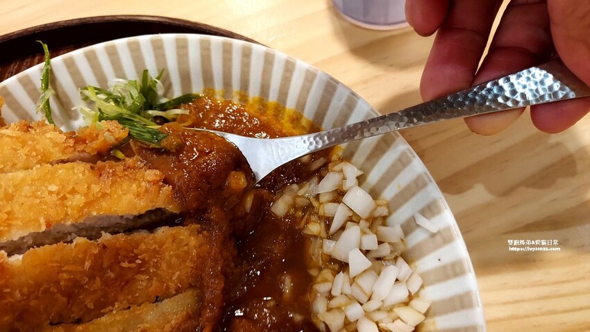 前鎮美食 龝田熟成咖哩 藏身在廣西路上日式宿舍改良後的咖哩專賣店