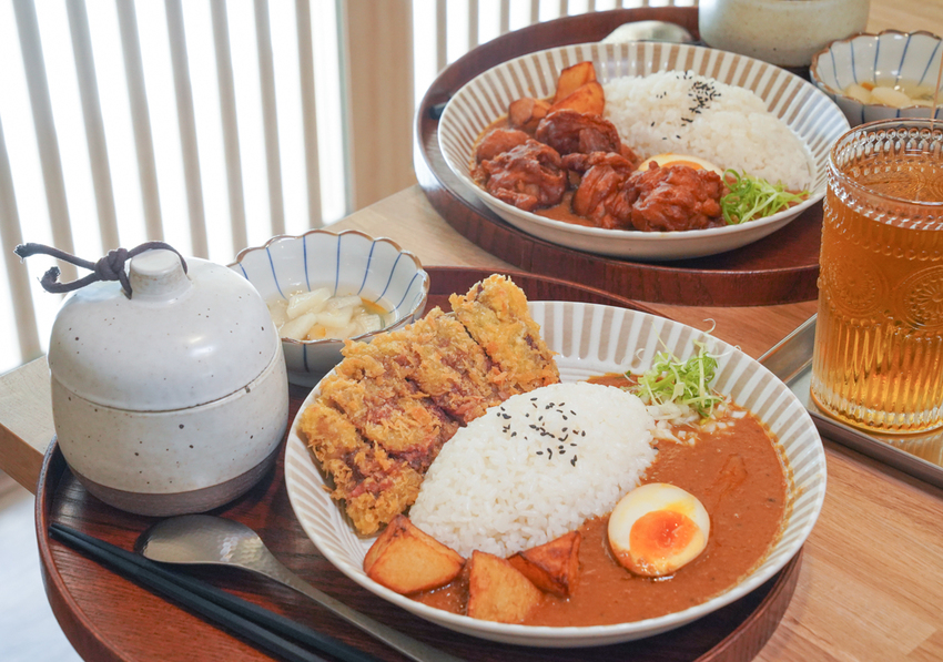 [高雄]龝田熟成咖哩-迷人日式老宿舍變身復古日式咖哩店!廣西桂林聚落超夯美食 @美食好芃友