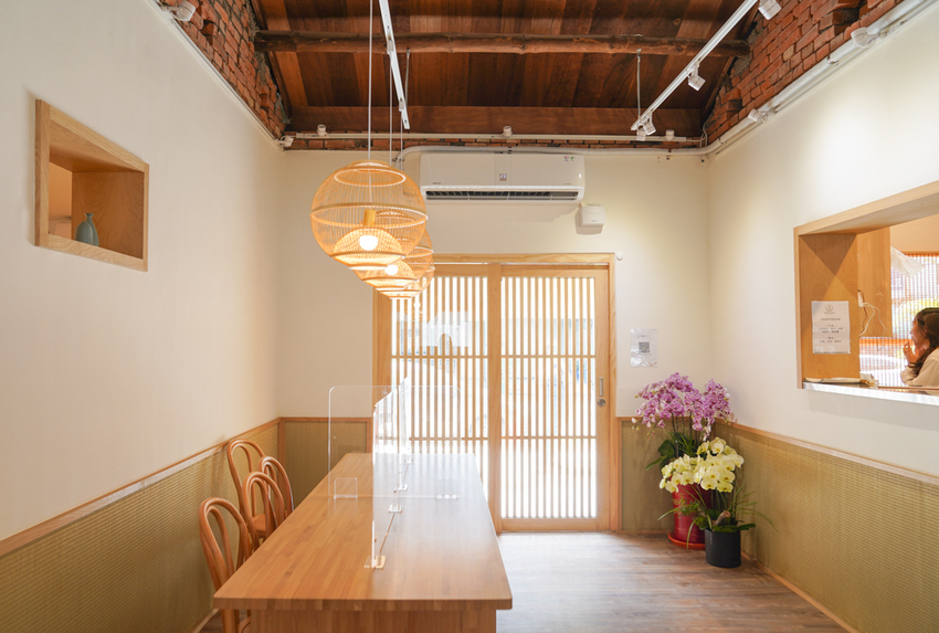 [高雄]龝田熟成咖哩-迷人日式老宿舍變身復古日式咖哩店!廣西桂林聚落超夯美食 @美食好芃友