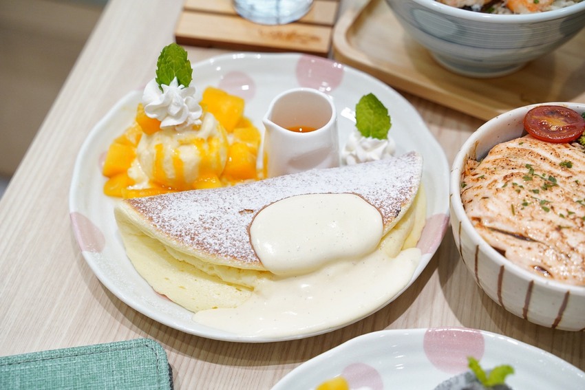 超人氣『woosaパンケーキ 屋莎鬆餅屋』插旗新竹啦！必點人氣招牌「雲の鬆餅」系列，讓你吃一次就愛上！聚餐約會推薦(內有菜單MENU) - 阿華田的美食日記