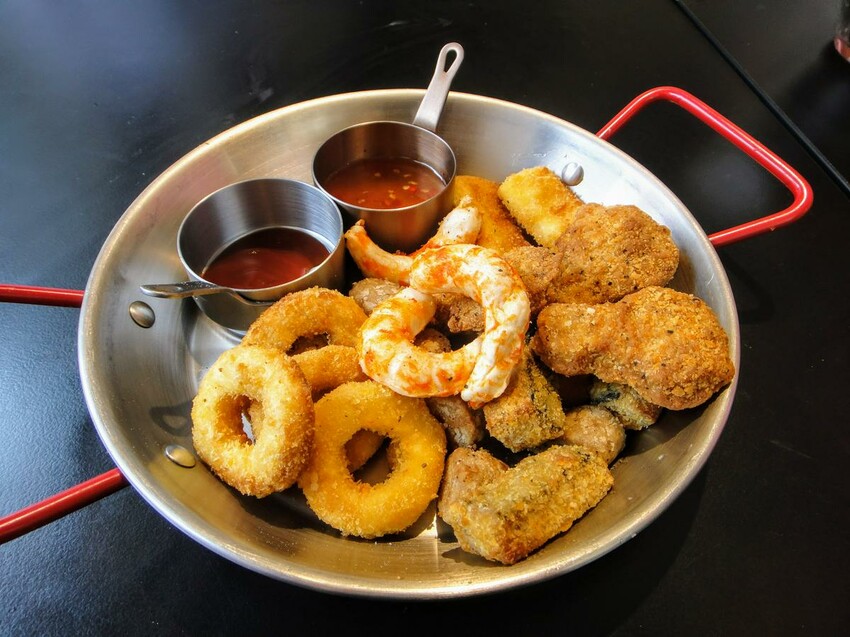 【美食】「讓我想享-早、午、晚餐」，小巨蛋早午餐推薦、小巨蛋素食推薦、松山區蔬食推薦 (附菜單)