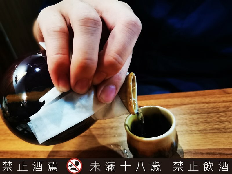 三石居酒屋|桃園燒烤居酒屋日本清酒專門店/桃園大廟宵夜/桃園喝酒地方推薦