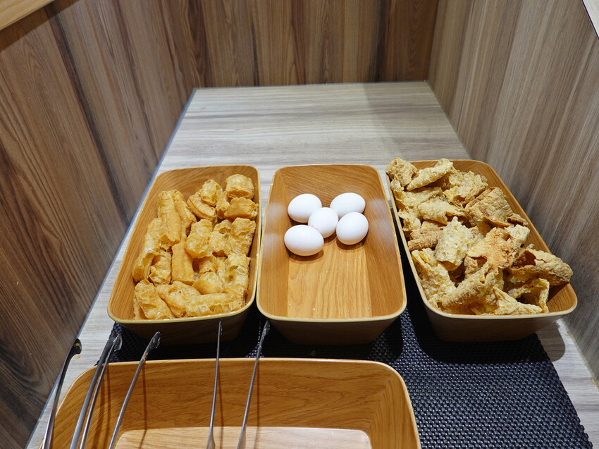 新北市永和區新北永和—有之和牛 鍋物放題｜千元澳洲和牛吃到飽 還有近百種自助吧任你吃｜頂溪、永和耕莘醫院