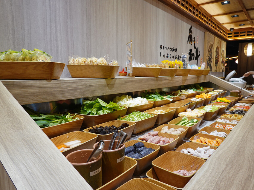 新北市永和區新北永和—有之和牛 鍋物放題｜千元澳洲和牛吃到飽 還有近百種自助吧任你吃｜頂溪、永和耕莘醫院