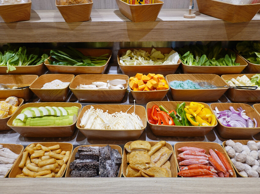 新北市永和區新北永和—有之和牛 鍋物放題｜千元澳洲和牛吃到飽 還有近百種自助吧任你吃｜頂溪、永和耕莘醫院