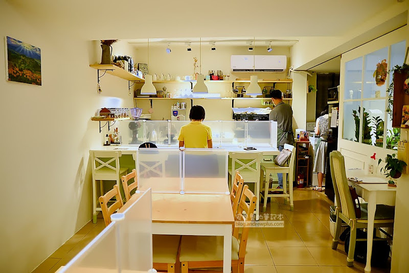 永和不限時咖啡廳|夏班納咖啡館:鄉村風格悠閒咖啡下午茶,單品咖啡,自製甜點,DIY手作課程