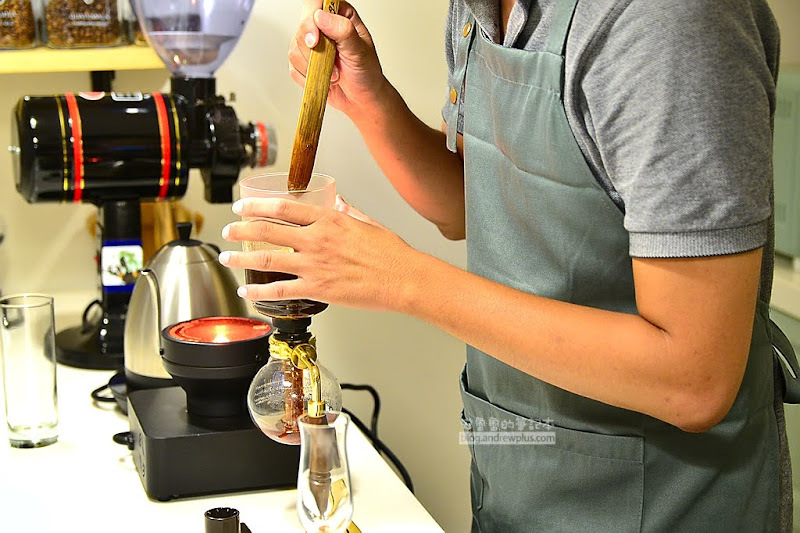 永和不限時咖啡廳|夏班納咖啡館:鄉村風格悠閒咖啡下午茶,單品咖啡,自製甜點,DIY手作課程