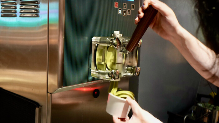 [永安市場站] 狂一鍋｜火鍋第一品牌最狂排隊名店！只要299元火鍋吃到飽！