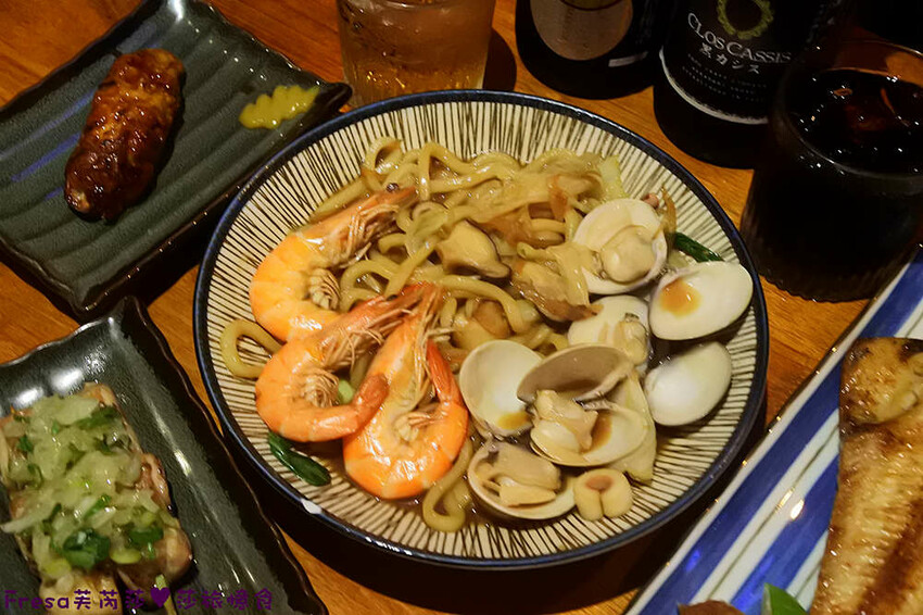 台北居酒屋【老菘田居酒屋】日本風情佈置氛圍.下班吃飯小酌聚餐暢聊超歡樂│捷運南京三民站│松山美食 - Fresa芙芮莎♥莎旅憶食