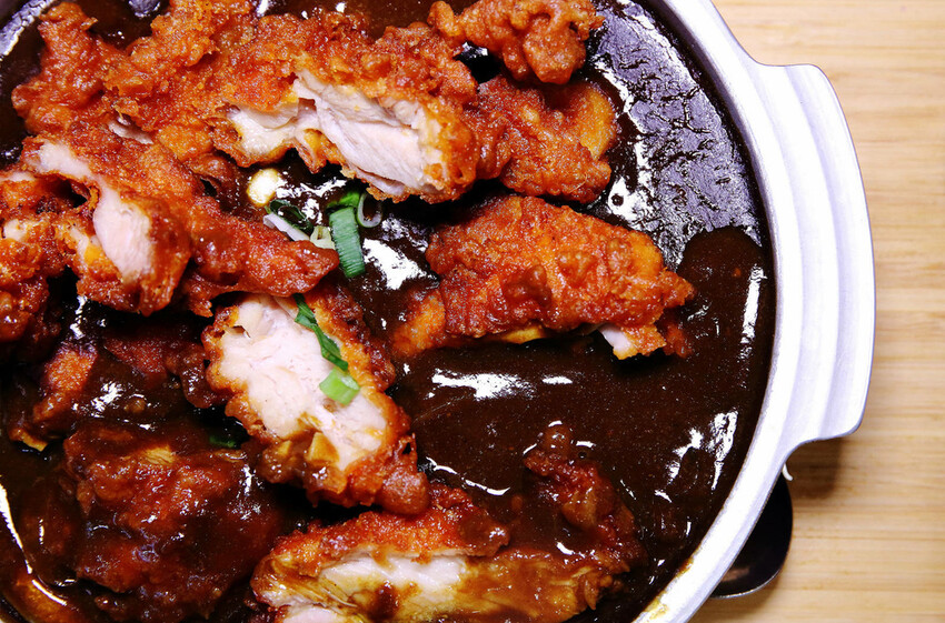 京厚屋-台中一中店，一中商圈高CP值日式炸豬排定食專賣，自助