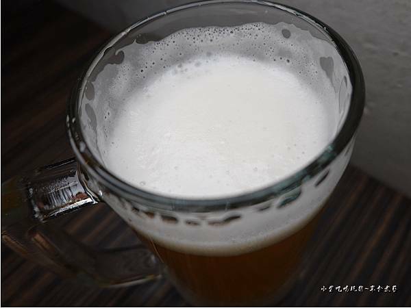 雪絨花小麥白啤-渣女和牛燒肉燥飯餐酒館 (1).jpg