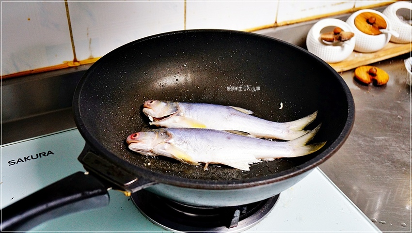 /tmp/phpqpOda7 /tmp/phpqpOda7