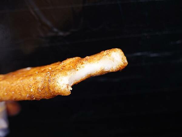 烤麻糬-國寶孜然烤肉串攤車 (3).JPG