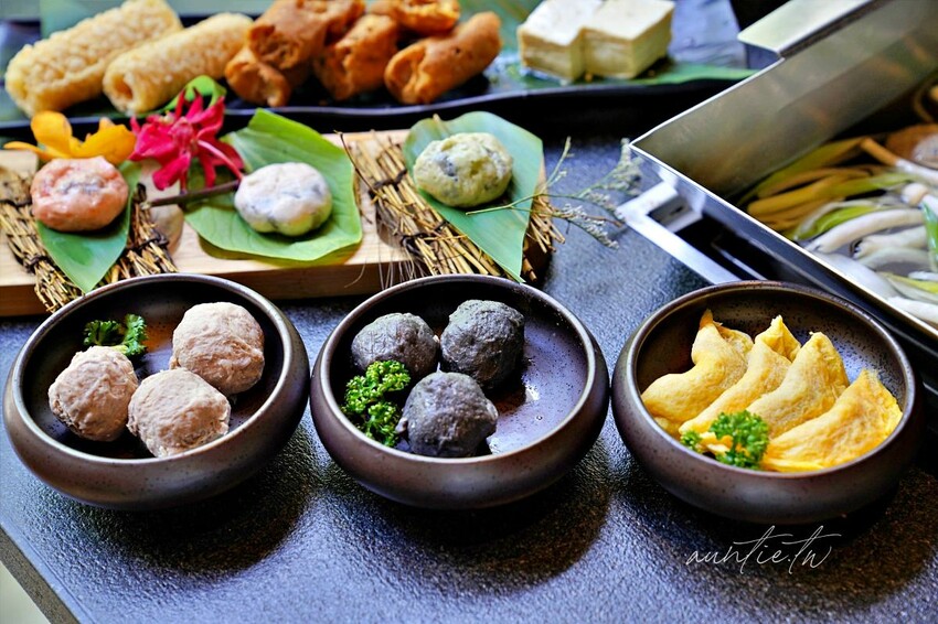 【台中】文心森林公園站｜昭日堂 鍋煮，帕瑪森起司豚燒豆乳鍋，日本A5和牛羽下，台中必吃火鍋推薦