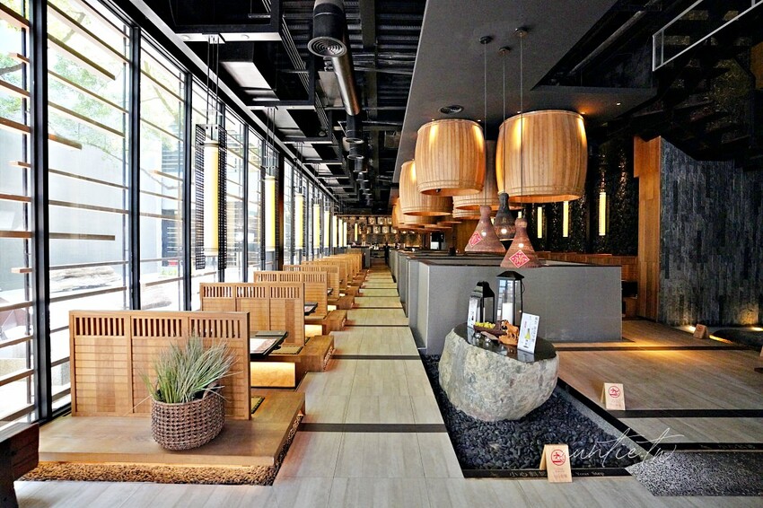 【台中】文心森林公園站｜昭日堂 鍋煮，帕瑪森起司豚燒豆乳鍋，日本A5和牛羽下，台中必吃火鍋推薦