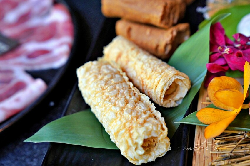 【台中】文心森林公園站｜昭日堂 鍋煮，帕瑪森起司豚燒豆乳鍋，日本A5和牛羽下，台中必吃火鍋推薦