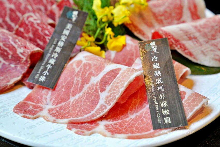 【台中】文心森林公園站｜昭日堂 鍋煮，帕瑪森起司豚燒豆乳鍋，日本A5和牛羽下，台中必吃火鍋推薦