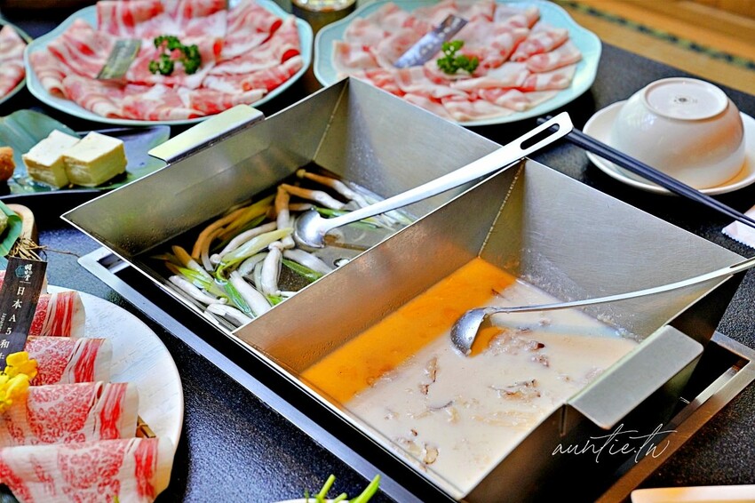 【台中】文心森林公園站｜昭日堂 鍋煮，帕瑪森起司豚燒豆乳鍋，日本A5和牛羽下，台中必吃火鍋推薦