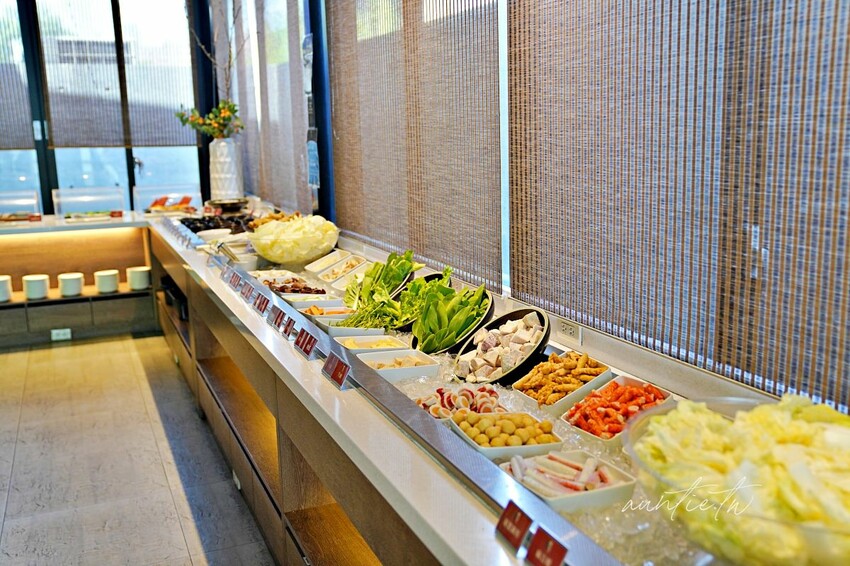 【台中】文心森林公園站｜昭日堂 鍋煮，帕瑪森起司豚燒豆乳鍋，日本A5和牛羽下，台中必吃火鍋推薦