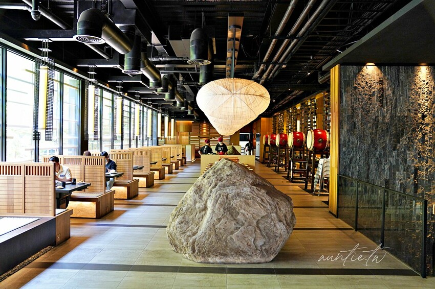 【台中】文心森林公園站｜昭日堂 鍋煮，帕瑪森起司豚燒豆乳鍋，日本A5和牛羽下，台中必吃火鍋推薦