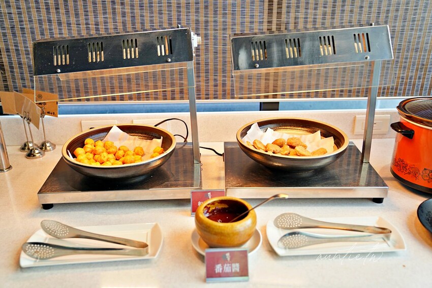 【台中】文心森林公園站｜昭日堂 鍋煮，帕瑪森起司豚燒豆乳鍋，日本A5和牛羽下，台中必吃火鍋推薦