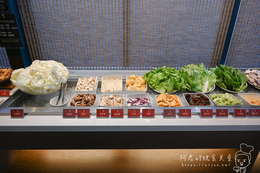 【台中】昭日堂鍋煮|絕世雙人海陸蝦盛合,不只吃到澎湃海鮮還能吃到澳洲和牛,而且吃超飽! » 阿君的玩食天堂