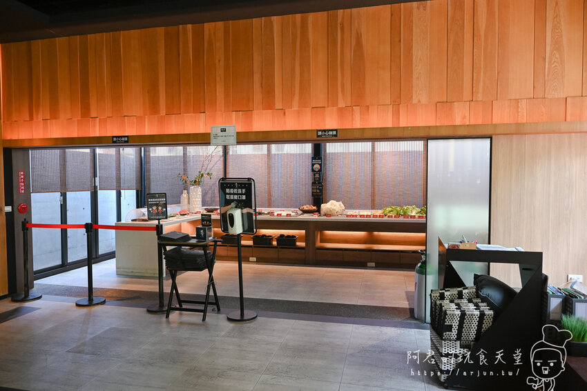 【台中】昭日堂鍋煮|絕世雙人海陸蝦盛合,不只吃到澎湃海鮮還能吃到澳洲和牛,而且吃超飽! » 阿君的玩食天堂