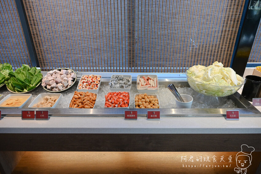 【台中】昭日堂鍋煮|絕世雙人海陸蝦盛合,不只吃到澎湃海鮮還能吃到澳洲和牛,而且吃超飽! » 阿君的玩食天堂