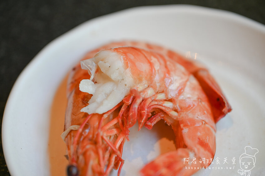 【台中】昭日堂鍋煮|絕世雙人海陸蝦盛合,不只吃到澎湃海鮮還能吃到澳洲和牛,而且吃超飽! » 阿君的玩食天堂