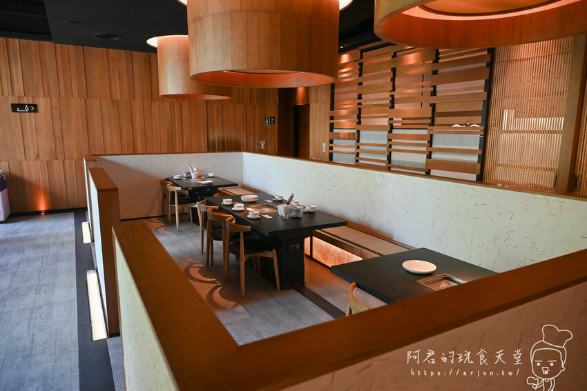 【台中】昭日堂鍋煮|絕世雙人海陸蝦盛合,不只吃到澎湃海鮮還能吃到澳洲和牛,而且吃超飽! » 阿君的玩食天堂