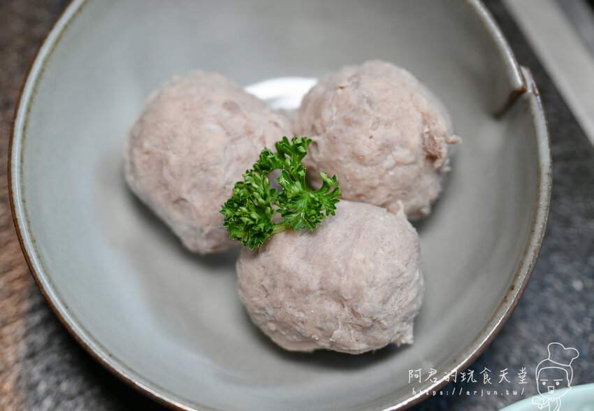 【台中】昭日堂鍋煮|絕世雙人海陸蝦盛合,不只吃到澎湃海鮮還能吃到澳洲和牛,而且吃超飽! » 阿君的玩食天堂