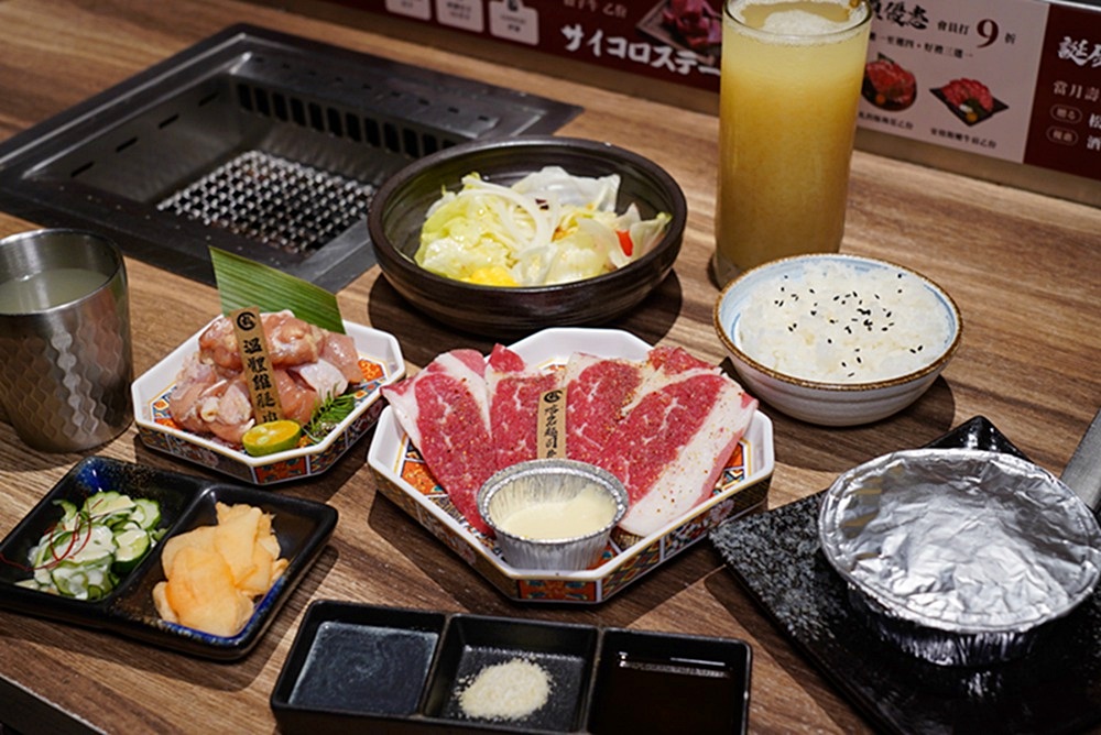 台中個人燒肉居酒屋!燒肉69元起,小菜免費續,不到400元爽吃雞豬牛