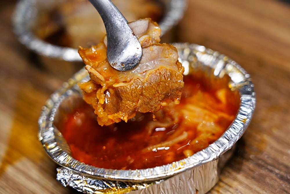 台中個人燒肉居酒屋!燒肉69元起,小菜免費續,不到400元爽吃雞豬牛