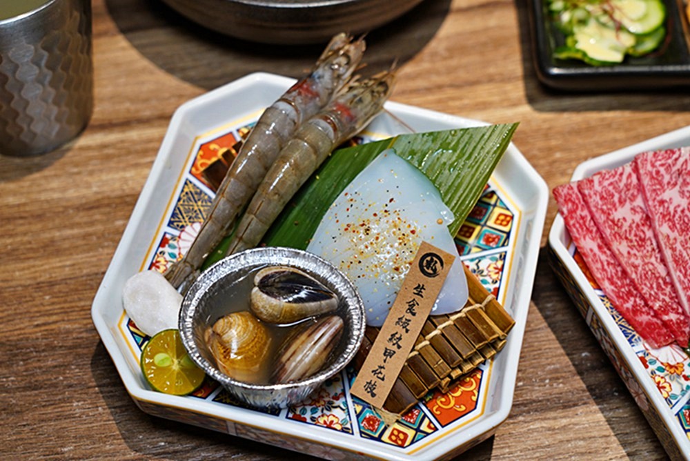 台中個人燒肉居酒屋!燒肉69元起,小菜免費續,不到400元爽吃雞豬牛