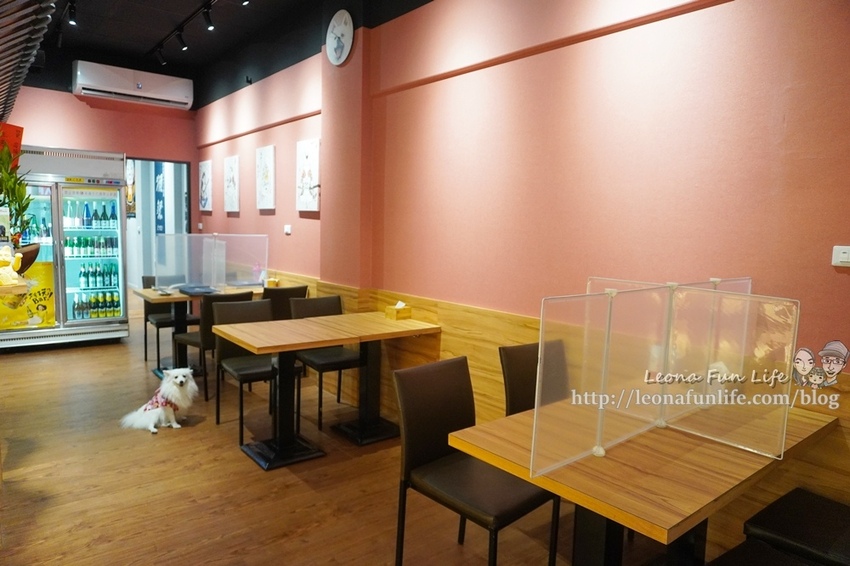 容燒居酒屋崇德加盟店和可愛狗狗一起吃串燒、喝啤酒,享受日式美味料理寵物餐寵物友善餐廳台中北區DSC03589.jpg