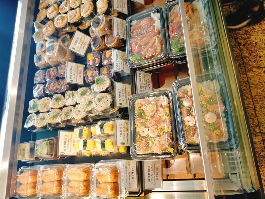 [台北市省錢美食分享] 壽司晚上打3折~Brother Hotel兄弟飯店一樓壽司丸專賣店