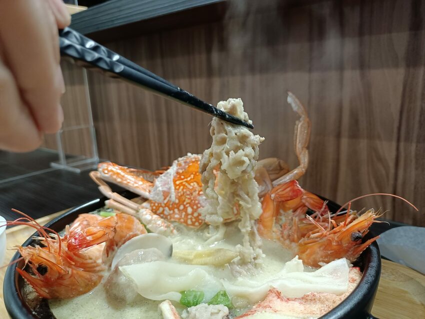 沒先預約還吃不到,店內只賣這幾種餐點