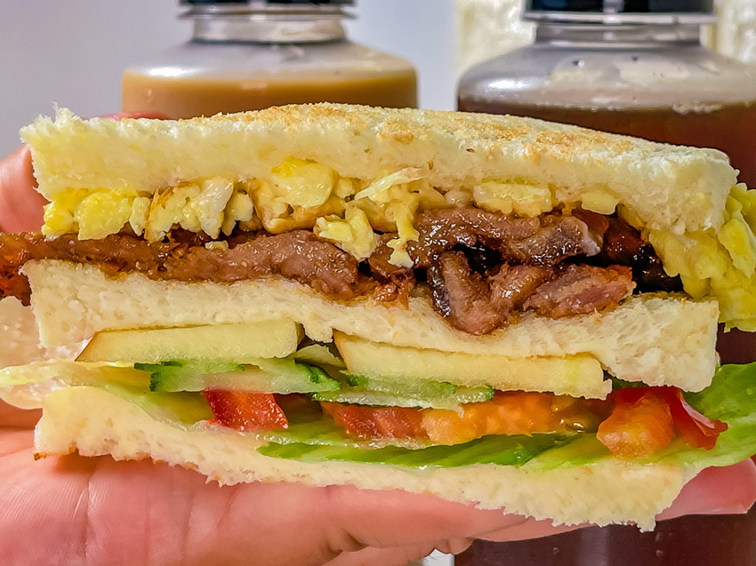 高雄彌陀美食 - 無題巷碳烤吐司 / 早餐 / 早午餐