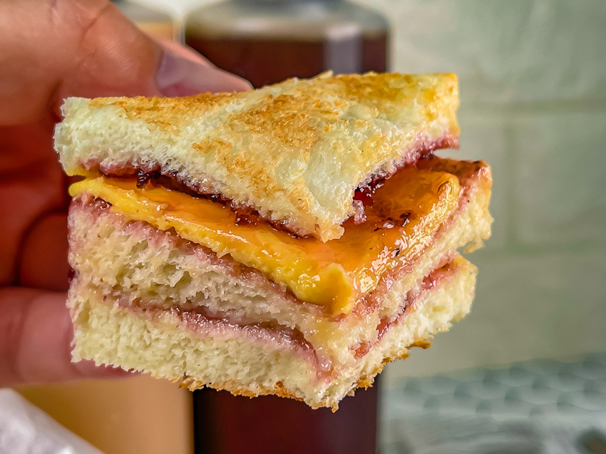 藍莓起司三明治