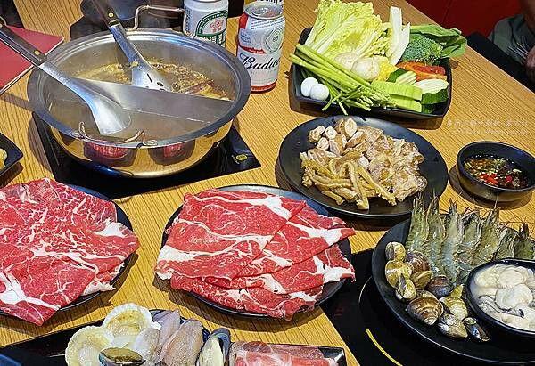新北蘆洲吃到飽麻辣火鍋-蒙古紅鴛鴦麻辣鍋-超過八十道品項吃到飽,蔬食、海鮮、肉品 稀珍又新鮮,還有被耽誤的滷肉飯,也可以單點火鍋套餐!蘆洲吃到飽推薦-35.jpg