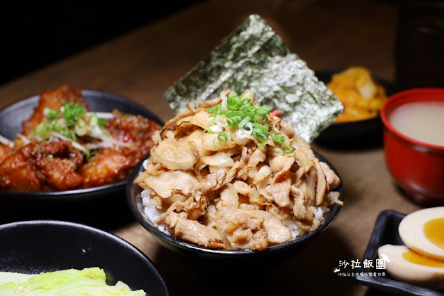板橋燒肉丼『牛丁次郎坊(板橋店)』120元起享肉山/霜淇淋.雞白湯.冬瓜檸檬無限供應