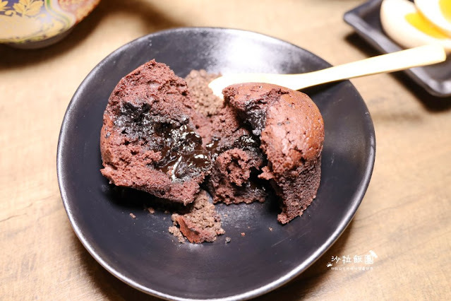 板橋燒肉丼『牛丁次郎坊(板橋店)』120元起享肉山/霜淇淋.雞白湯.冬瓜檸檬無限供應