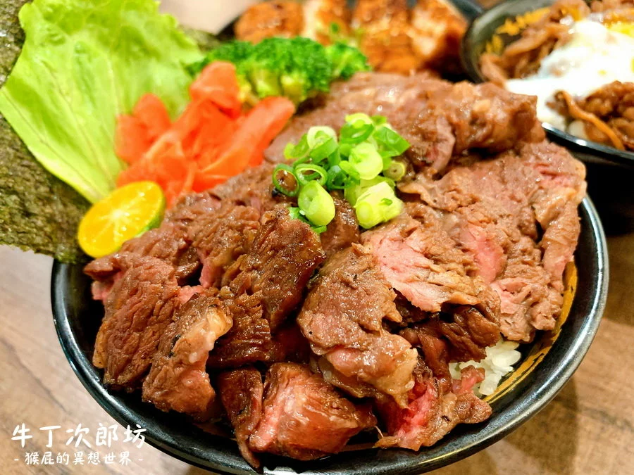板橋新開幕餐廳！平價燒肉丼飯120元起CP值高！內用冬瓜檸檬、雞白湯、霜淇淋無限供應！