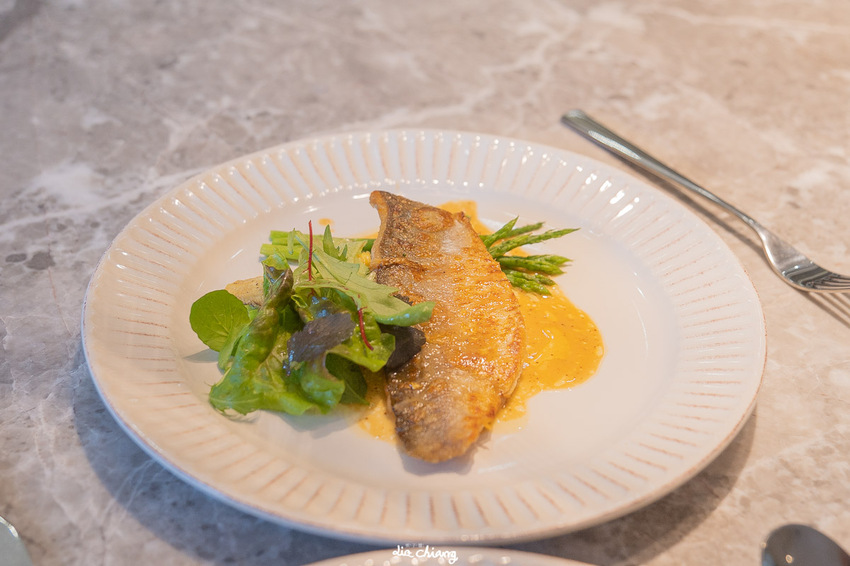 台中北區超隱密西餐、咖啡廳_大片採光窗景讓人心曠神怡_波櫟Polygon